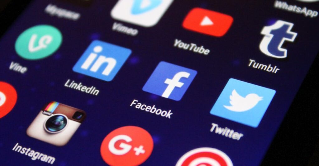 découvrez comment créer et gérer votre compte whatsapp en toute simplicité. suivez notre guide pour profiter des fonctionnalités de messagerie instantanée et rester connecté avec vos amis et votre famille.