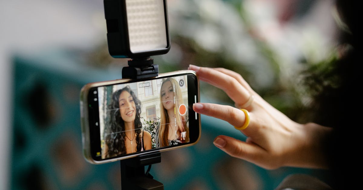 téléchargez vos vidéos préférées de youtube en toute simplicité avec notre outil de téléchargement. profitez d'une interface conviviale, d'une qualité vidéo optimale et d'un large choix de formats. ne ratez plus jamais vos contenus favoris !
