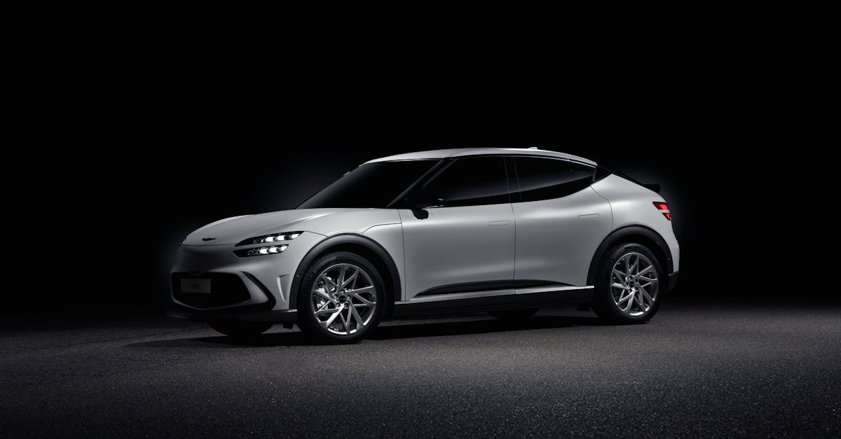 découvrez notre gamme de suv électriques, alliant performance, confort et respect de l'environnement. profitez d'une conduite silencieuse et d'une autonomie exceptionnelle pour vos trajets quotidiens et vos aventures. adoptez la mobilité durable avec nos modèles à la pointe de la technologie.