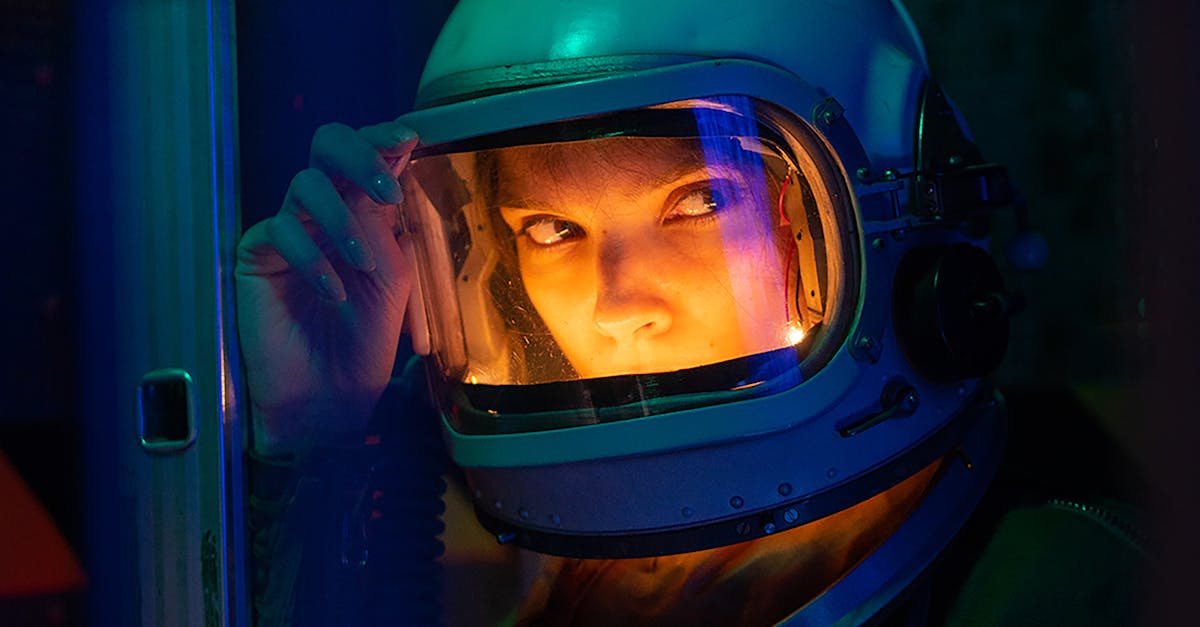 plongez dans l'univers palpitant de mission: impossible, une série de films d'action où l'espion ethan hunt doit surmonter des défis impossibles, déjouer des complots et sauver le monde. avec des séquences époustouflantes et des rebondissements inattendus, préparez-vous à une aventure captivante pleine de suspense et de surprises.