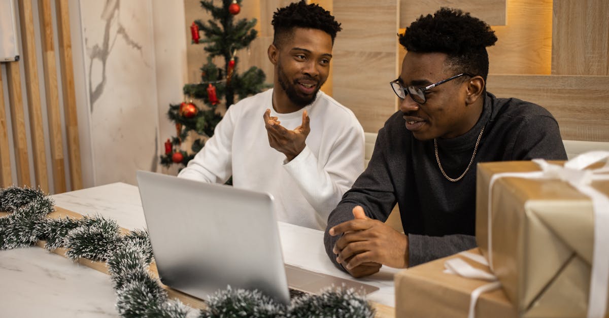 découvrez notre sélection de cadeaux high-tech innovants pour surprendre vos proches : gadgets dernier cri, accessoires connectés et idées originales pour tous les amateurs de technologie.