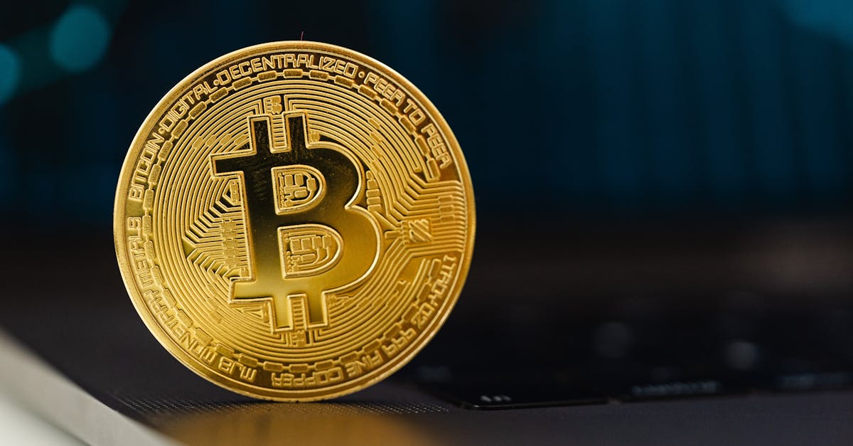 découvrez tout sur le bitcoin : la première cryptomonnaie décentralisée, son fonctionnement, son impact sur la finance mondiale et comment investir en toute sécurité.