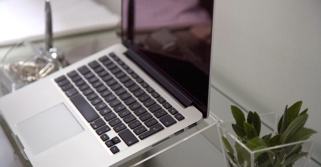 découvrez blackbox ai, un outil d'intelligence artificielle avancé conçu pour améliorer la productivité, automatiser les tâches et optimiser vos processus métier. explorez ses fonctionnalités innovantes et facilitez votre transformation digitale.