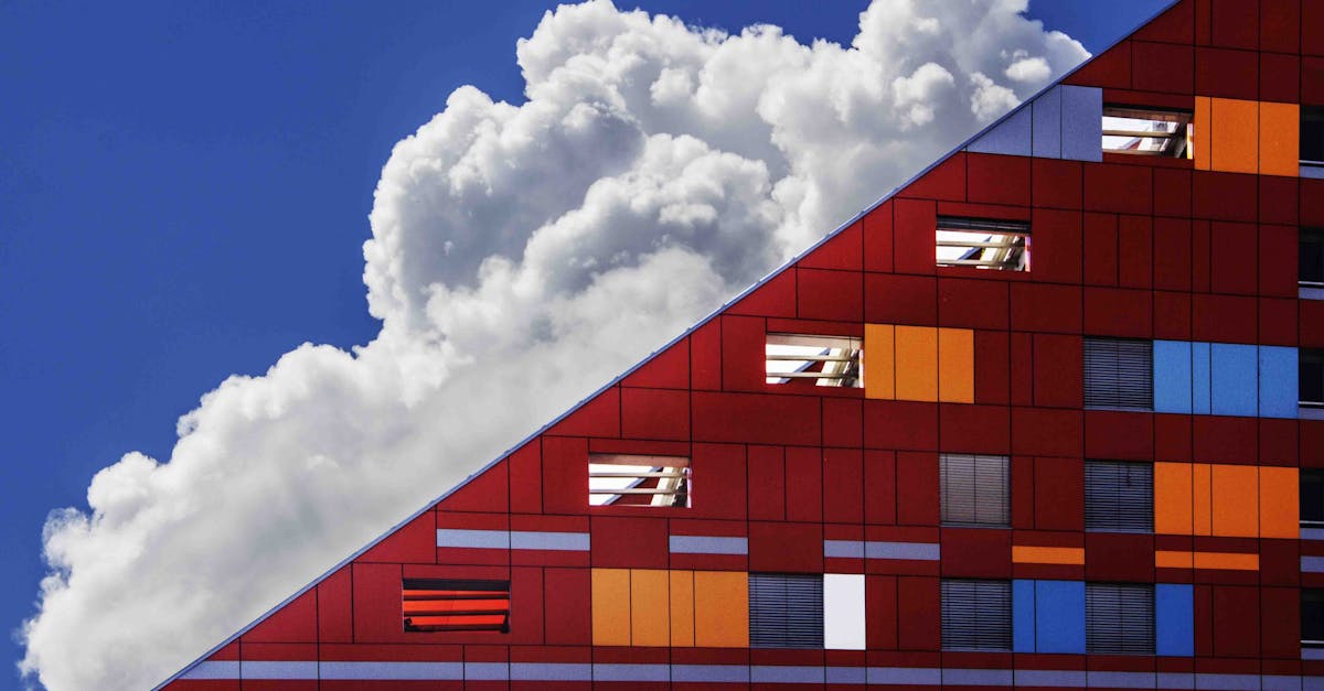 découvrez le cloud computing : une technologie innovante qui permet de stocker, gérer et traiter des données à distance via internet, offrant flexibilité, sécurité et économies pour les entreprises.