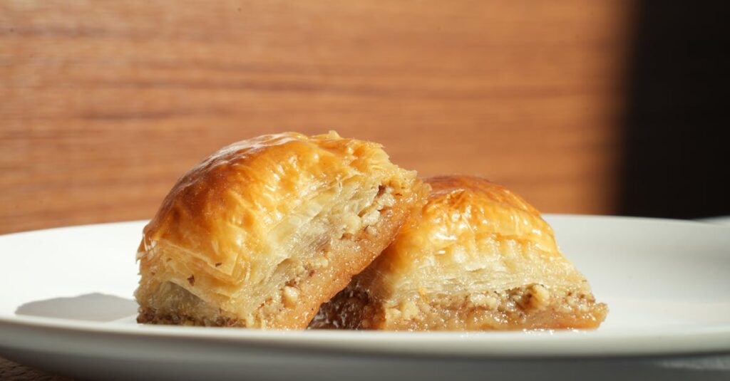 découvrez l'univers créatif de la pâte fimo : astuces, techniques et idées pour réaliser des bijoux, accessoires et objets décoratifs uniques.