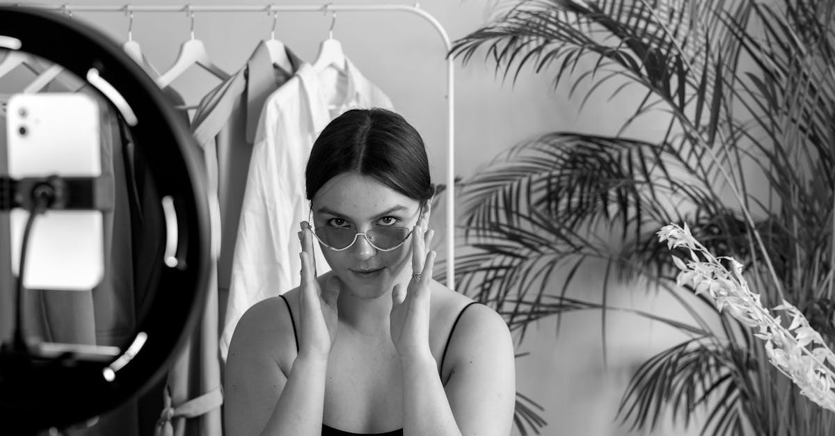 créez votre avatar en ligne facilement et rapidement avec notre outil de création d'avatars personnalisés. idéal pour les profils, jeux et réseaux sociaux.