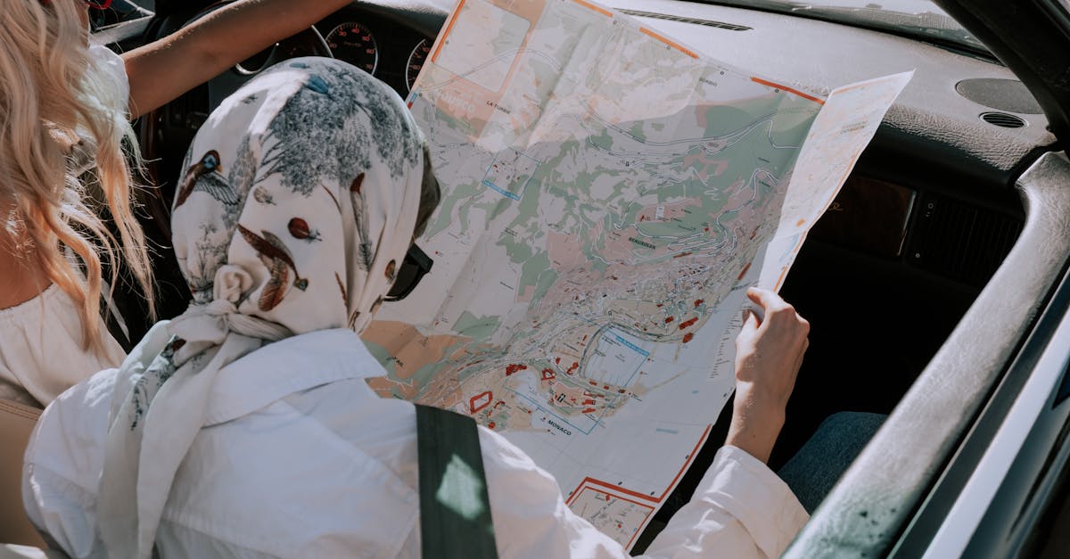 optimisez votre itinéraire avec notre service de planification de route précis et efficace. gagnez du temps et économisez du carburant grâce à notre outil intelligent de planification d'itinéraire.