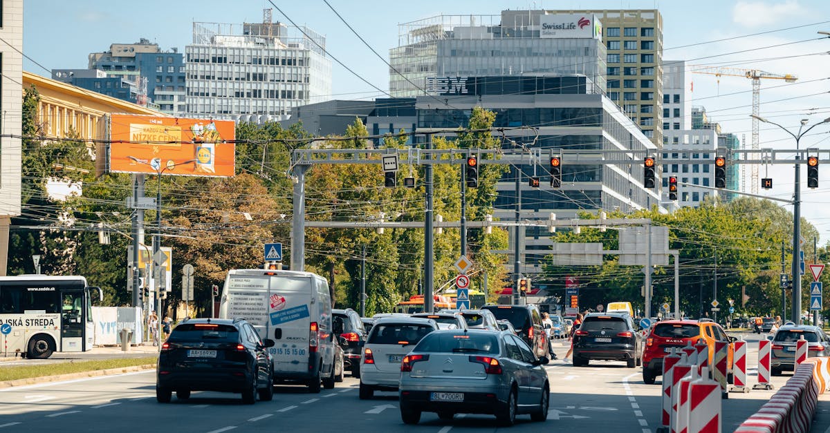 découvrez ibm mqseries, la solution robuste de messagerie d'entreprise pour assurer une communication fiable et sécurisée entre applications distribuées.