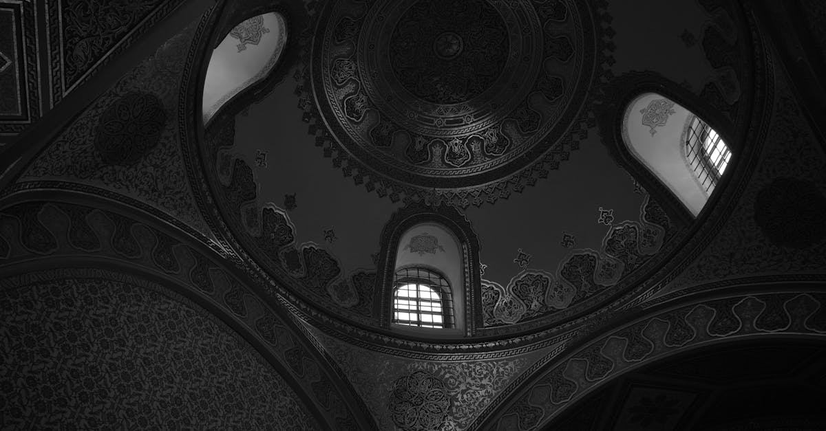 découvrez tout sur les nft : définition, fonctionnement, et comment investir dans ces actifs numériques uniques et innovants.