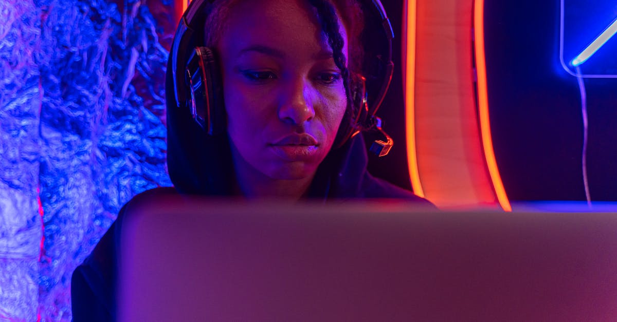 découvrez comment détecter efficacement les logiciels espions pour protéger votre vie privée et la sécurité de vos données.