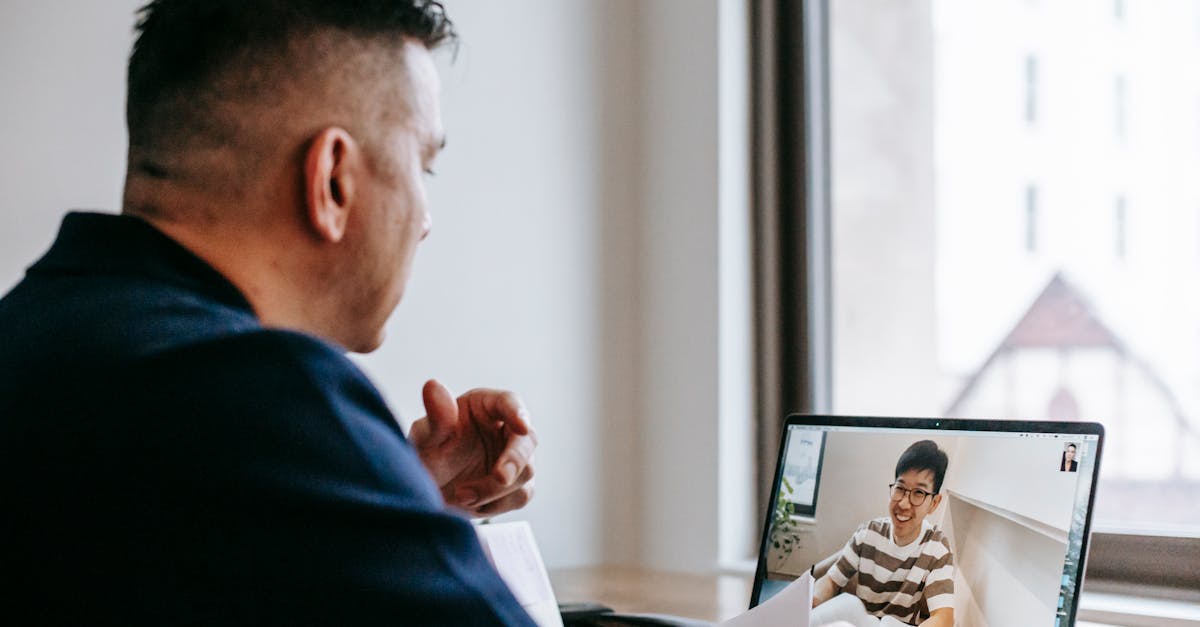 découvrez comment un vpn optimise l'accès sécurisé aux vidéos grâce à l'intelligence artificielle pour une expérience fluide et protégée.