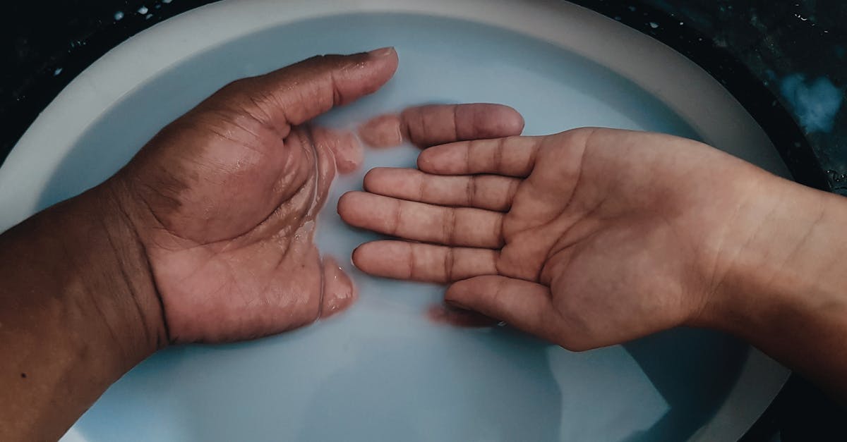 découvrez les différences clés entre emm (enterprise mobility management) et mim (mobile identity management) pour mieux comprendre leur rôle dans la gestion de la mobilité et de la sécurité des appareils mobiles.