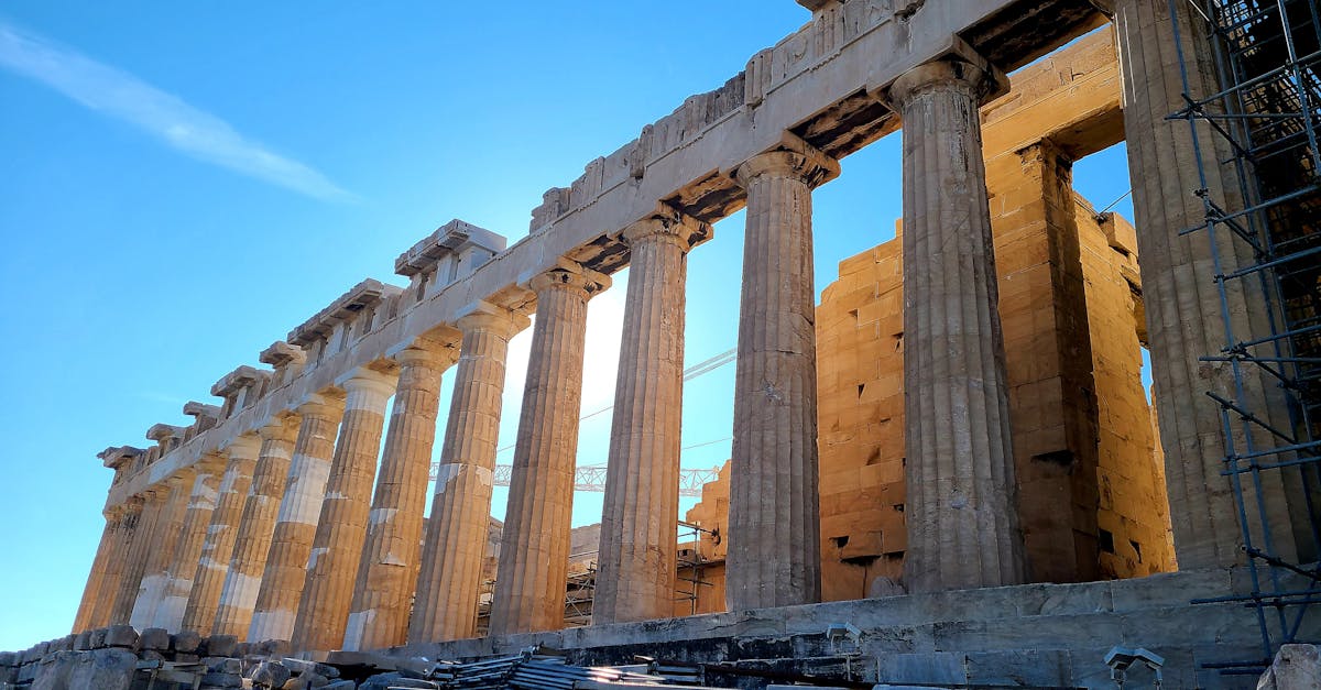 google photos est un service de stockage et de partage de photos en ligne offrant une organisation intelligente, un accès facile depuis tous vos appareils et une sauvegarde automatique sécurisée.