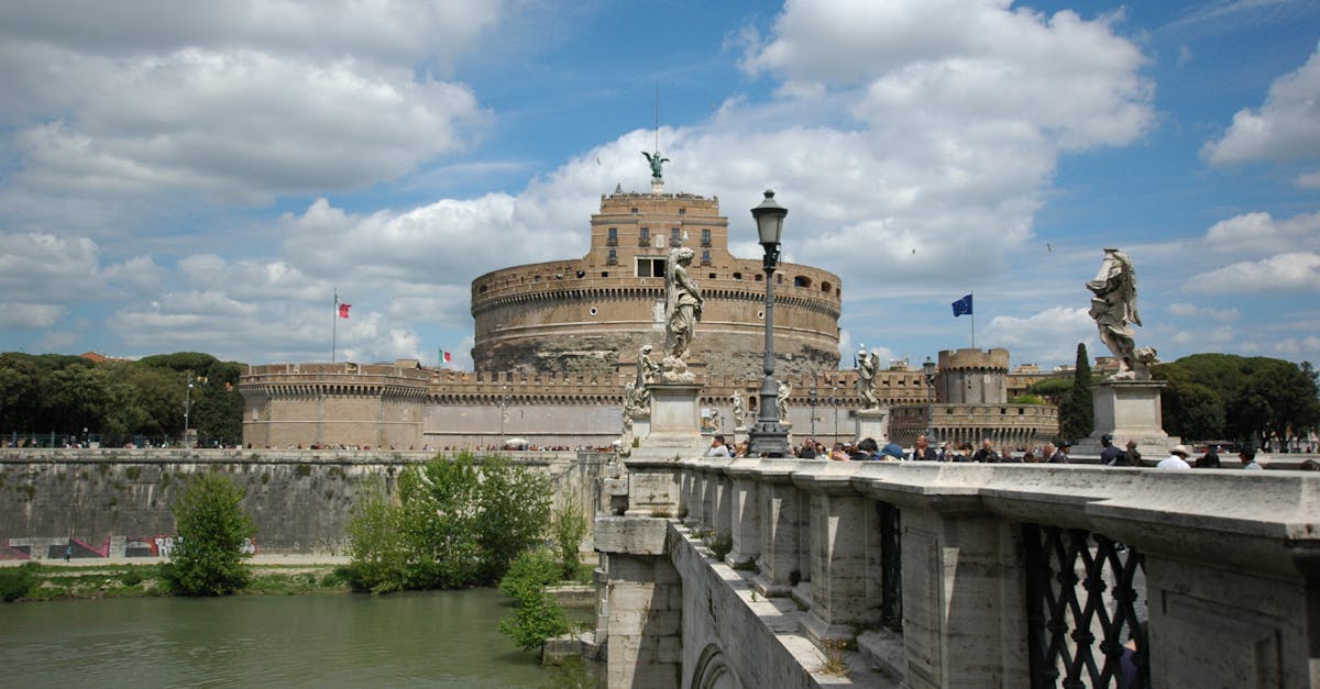 hadrian x est un robot innovant de construction automatisée, révolutionnant la pose de briques avec précision et rapidité.