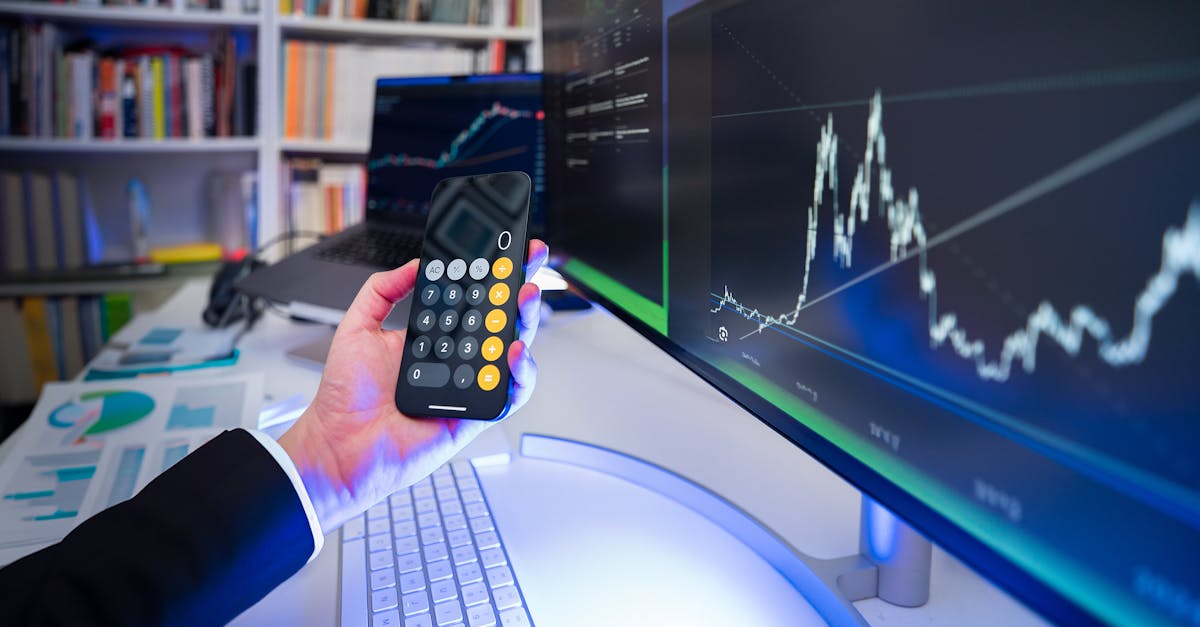 découvrez les missions clés du master data manager : gestion, organisation et optimisation des données essentielles pour assurer la qualité et la cohérence des informations en entreprise.