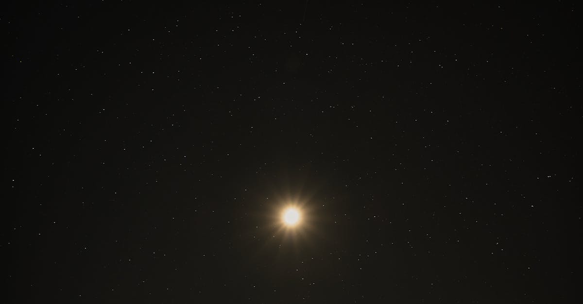 découvrez les caractéristiques uniques des signes du zodiaque, leur influence sur la personnalité et les compatibilités astrologiques.