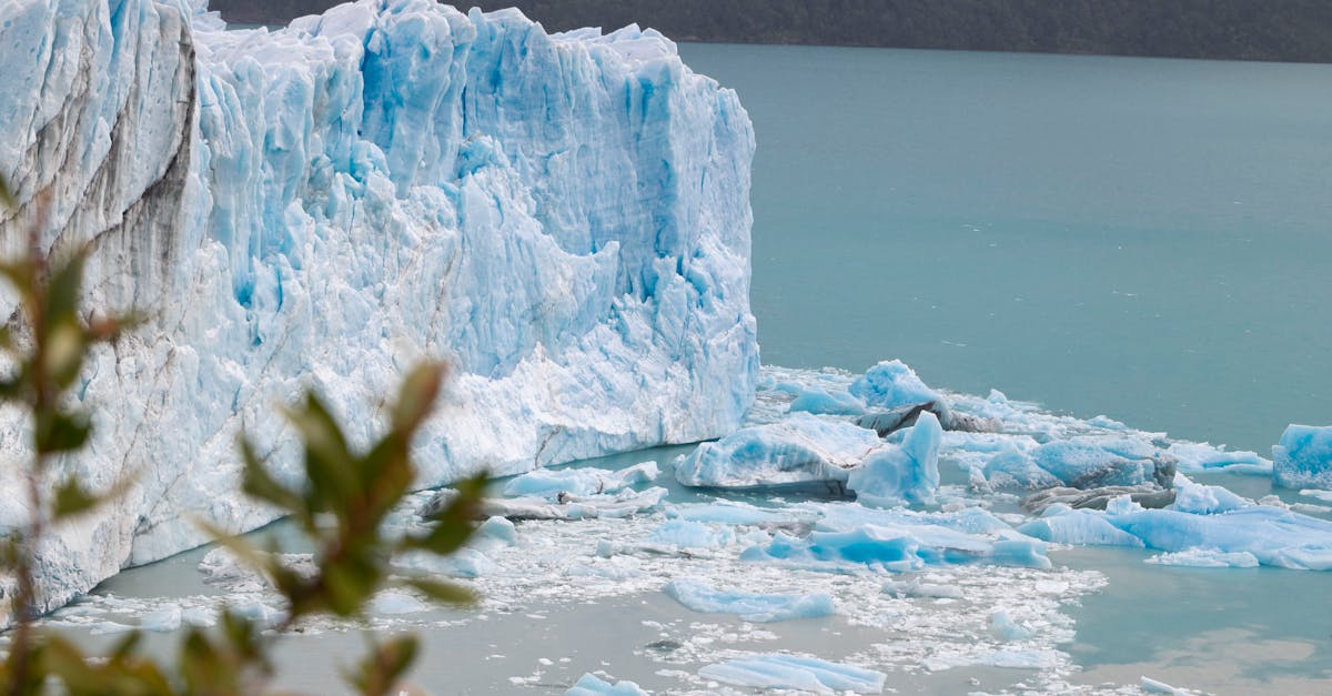 apache iceberg est un format de table open source moderne pour les données analytiques, offrant une gestion fiable et évolutive des grands ensembles de données dans les environnements de big data.