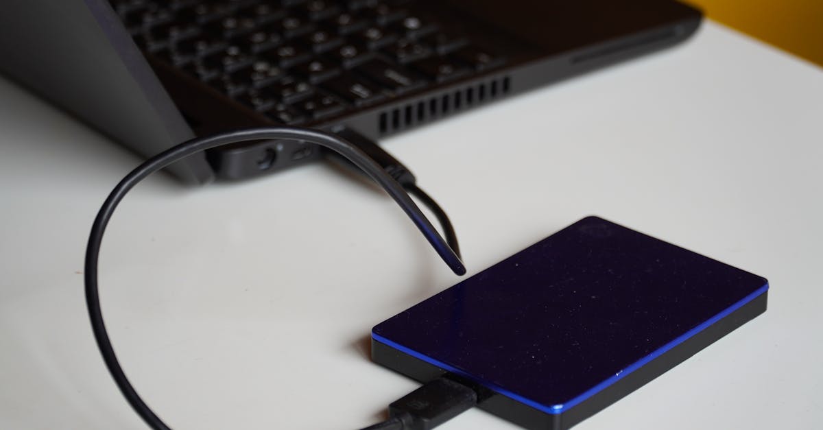 découvrez des solutions rapides et sécurisées pour le transfert de fichiers entre appareils, qu'importe leur taille ou format.