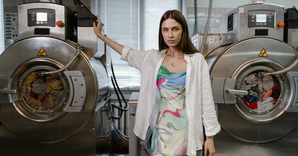 découvrez la machine à laver pour humains, une innovation futuriste destinée à révolutionner le nettoyage personnel avec efficacité et confort.