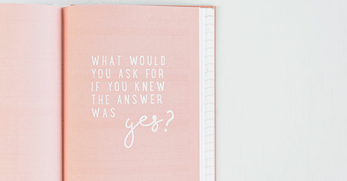 découvrez la définition précise du terme « prompt » et son utilisation dans divers contextes, notamment en informatique et en intelligence artificielle.